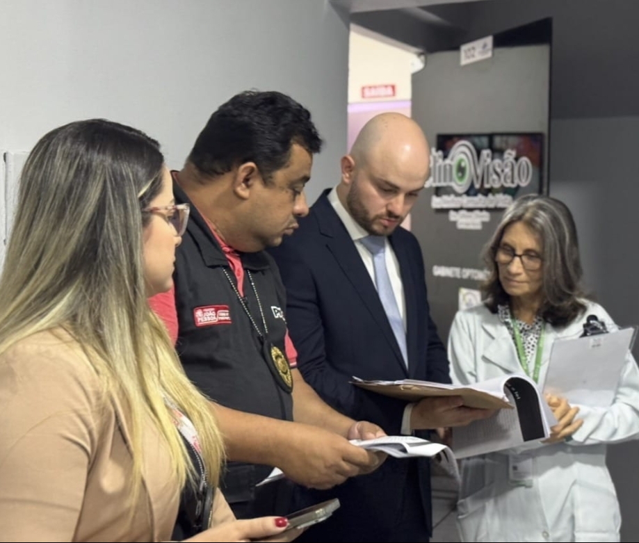 Fiscalização interdita clínicas de optometria por irregularidades em João Pessoa