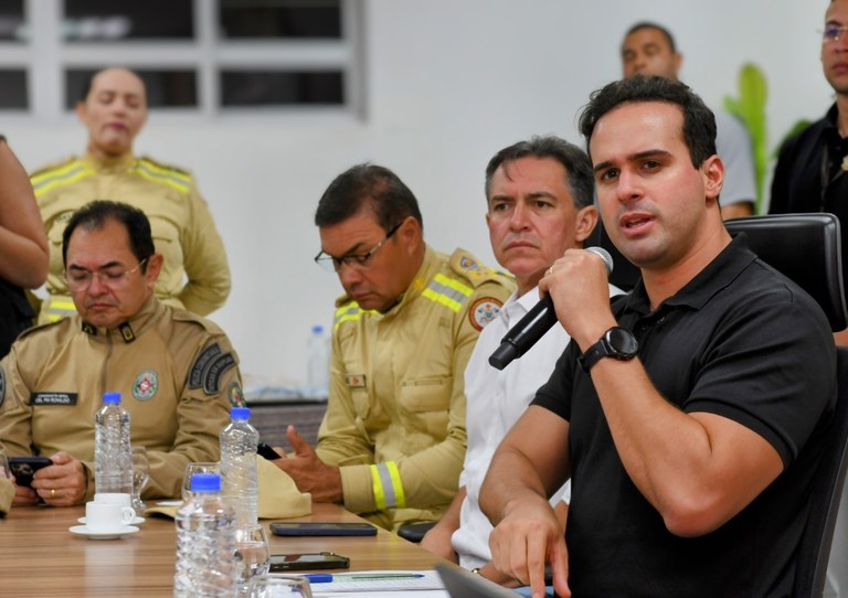 Governador Lucas Ribeiro faz balanço das ações em cidades atingidas pelas fortes chuvas e anuncia novo decreto de emergência