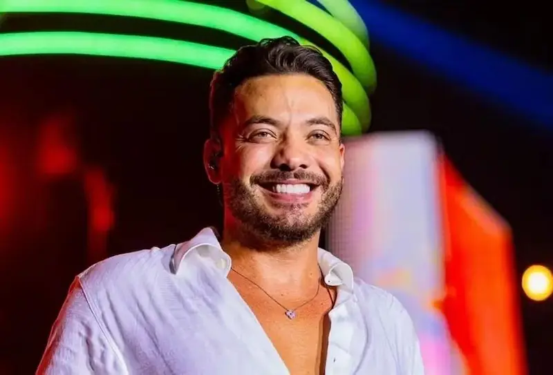 ​Wesley Safadão comanda a noite de festa no São João de Campina Grande