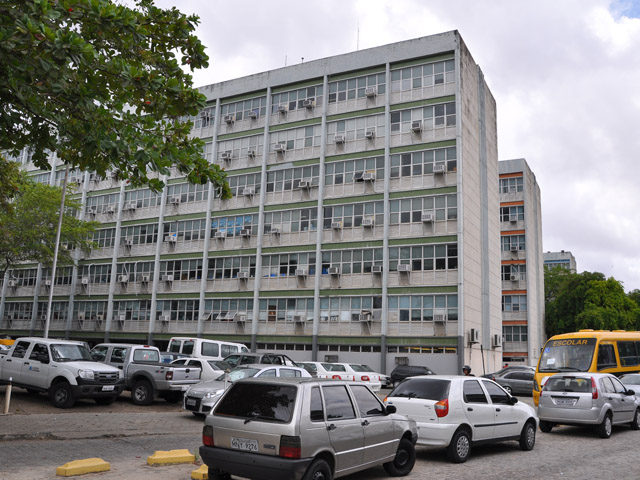 Paraíba promulga lei que concede folga a servidores estaduais no dia do aniversário